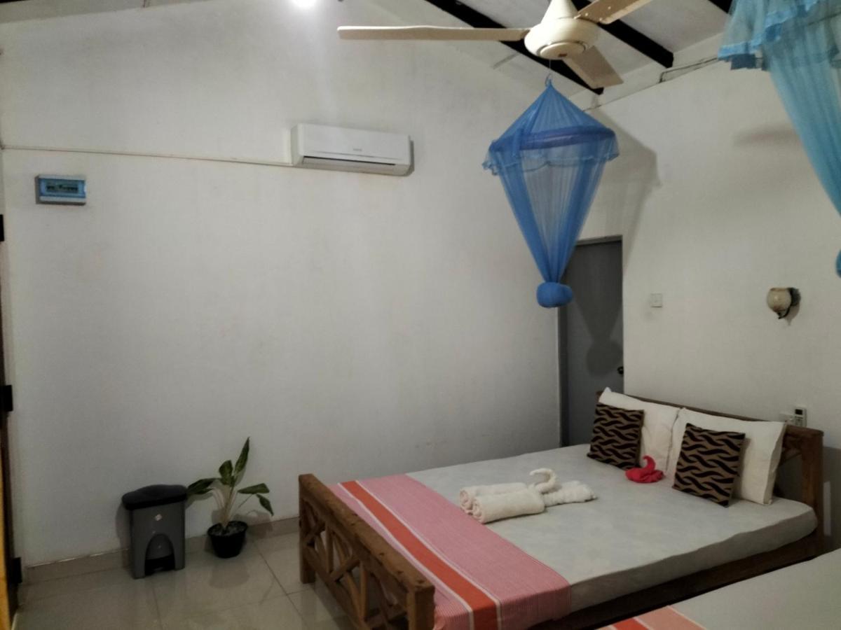 Sanjana Home Stay هاباران المظهر الخارجي الصورة