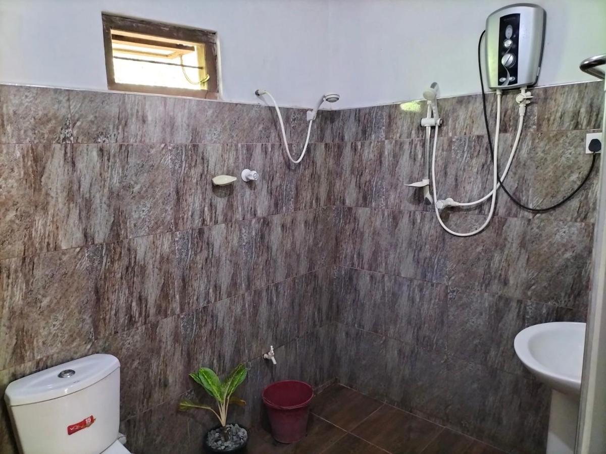 Sanjana Home Stay هاباران المظهر الخارجي الصورة