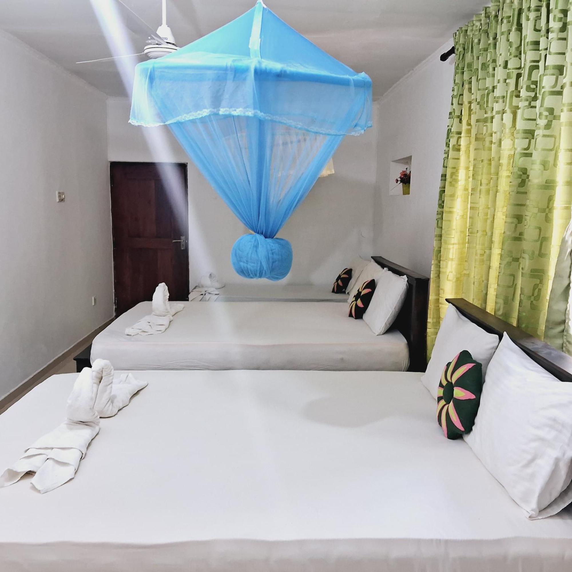 Sanjana Home Stay هاباران المظهر الخارجي الصورة