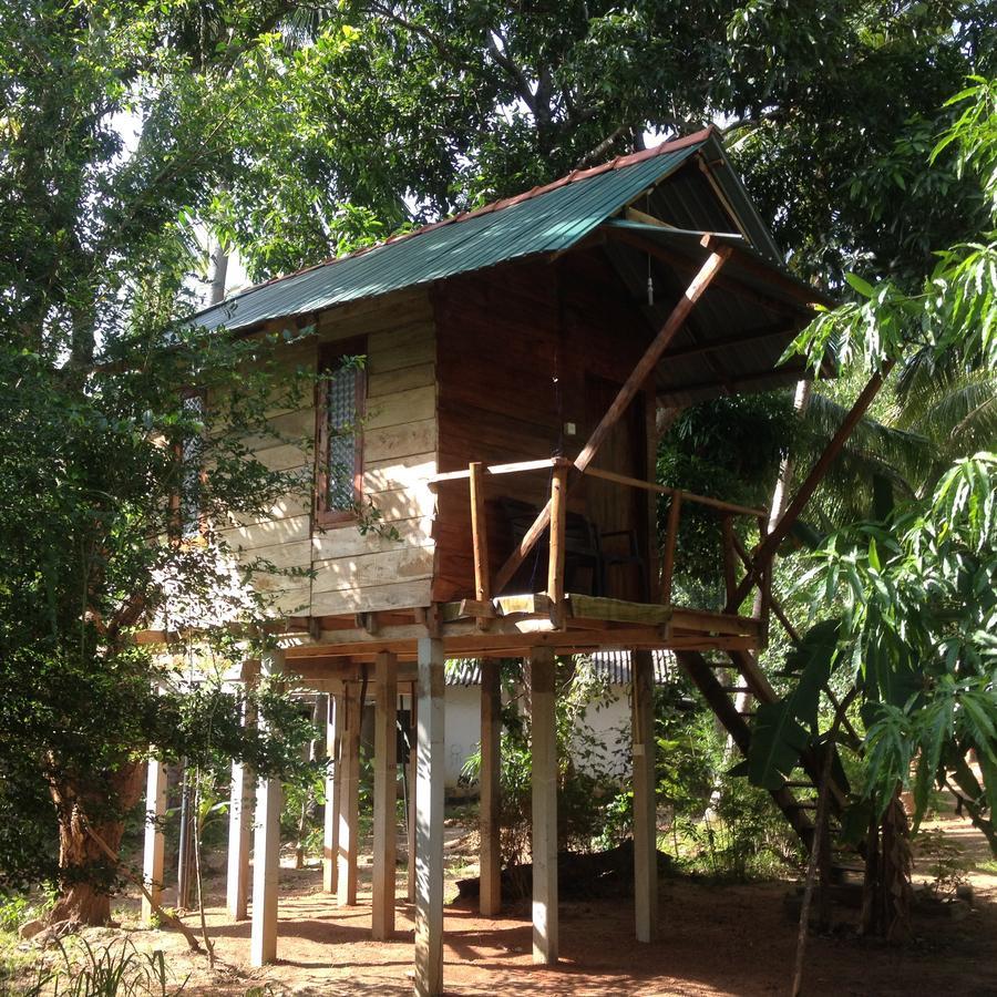 Sanjana Home Stay هاباران المظهر الخارجي الصورة